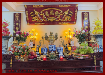 Án Gian Thờ Chân 14 Cao Cấp Cho A Đạt Cầu Nhật Tân Hà Nội